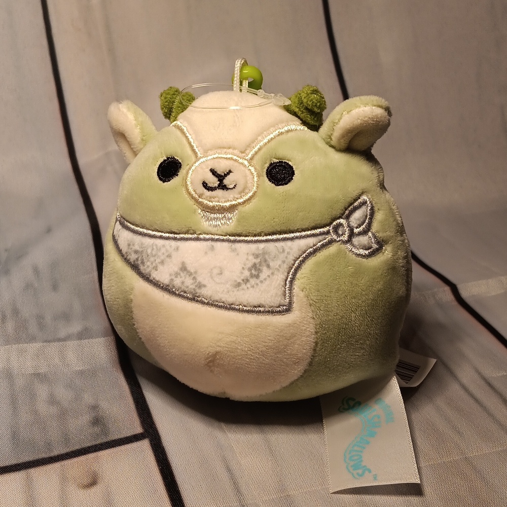 Palmer Green Goat Plush Clip Gray Bandana Keychain  Squishmallow 3.5"